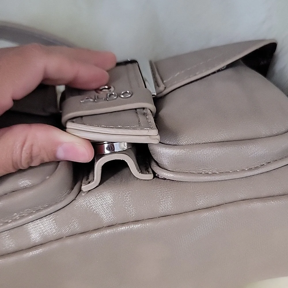 NEW ALDO Tan Shoulder Bag. - Picture 6 of 17